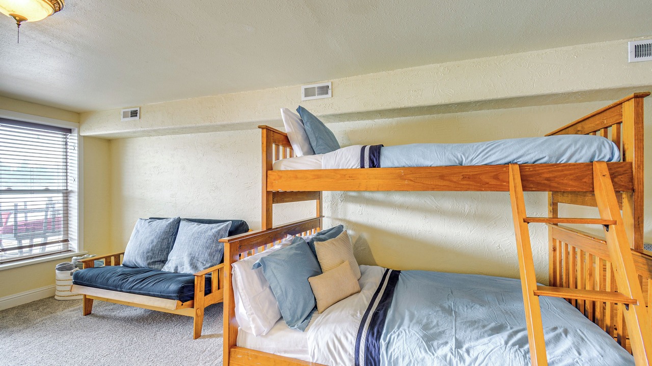 Photo of Others in Vaughn