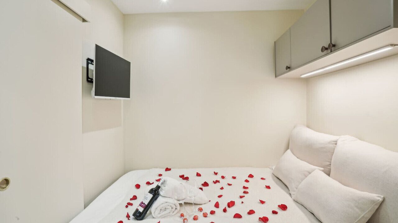 Photo of Bedroom in Quartier des Grandes-Carrieres