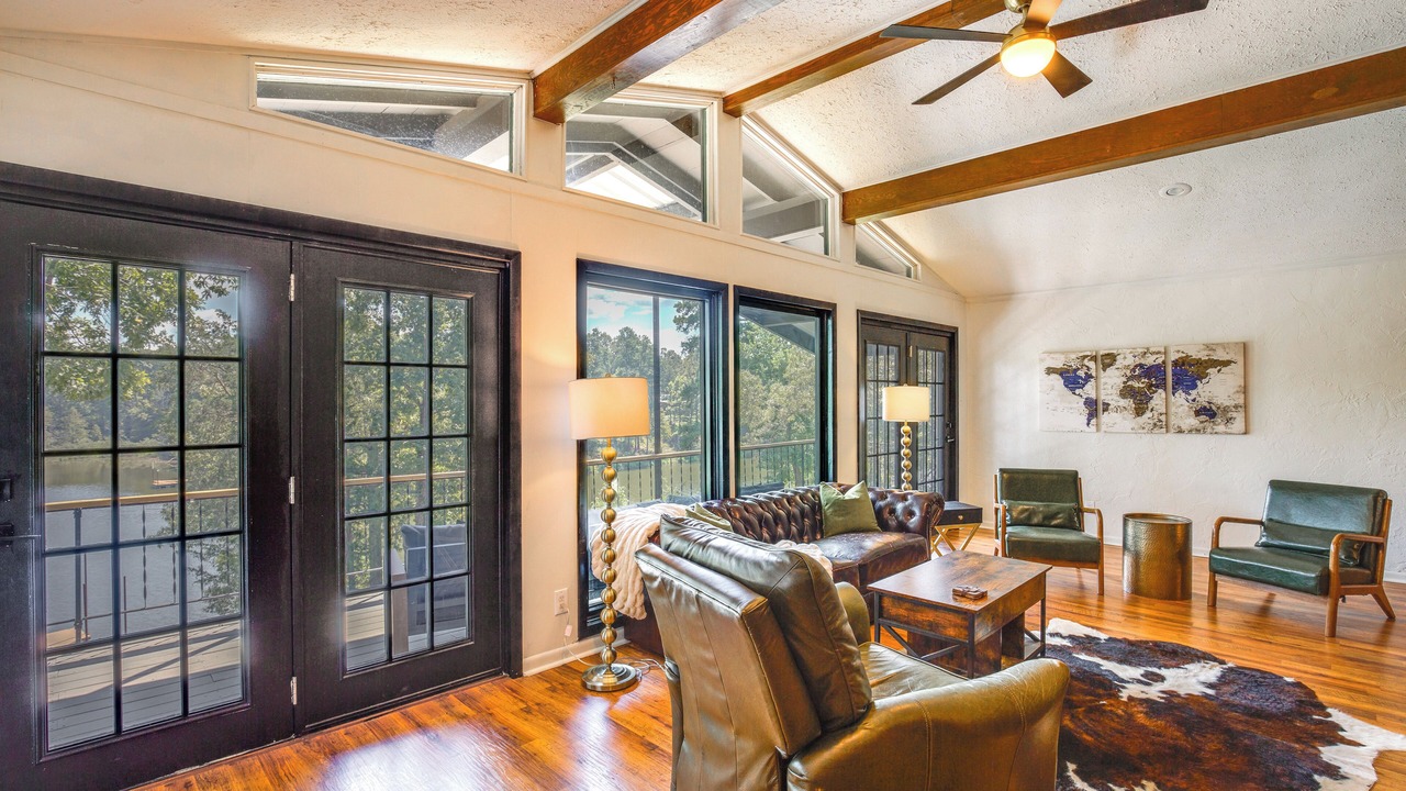 Photo of Livingroom in Jefferson