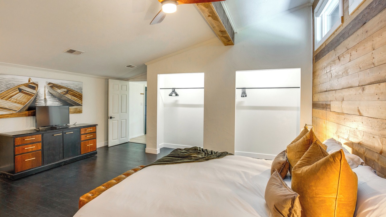 Photo of Bedroom in Jefferson