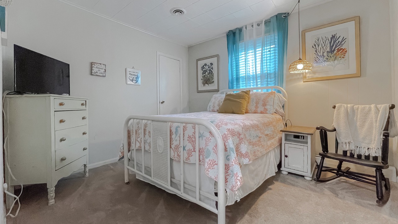 Photo of Bedroom in Lusby