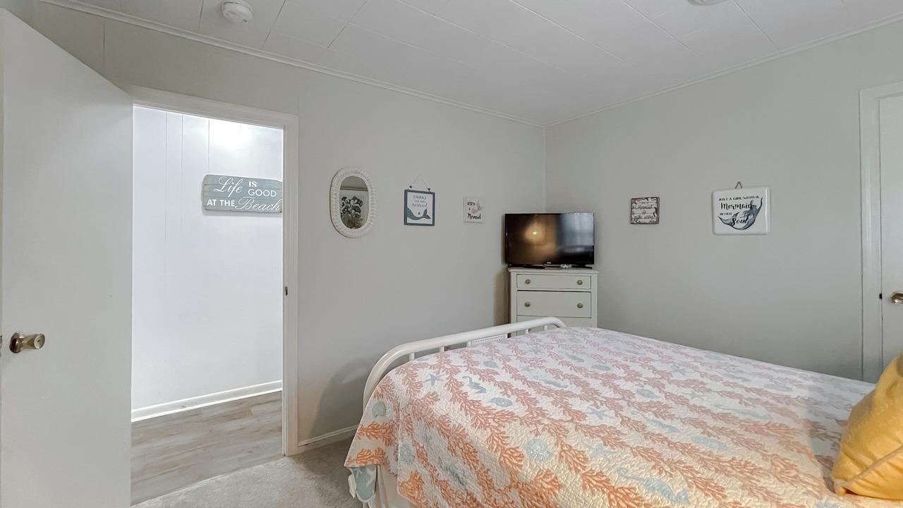 Photo of Bedroom in Lusby