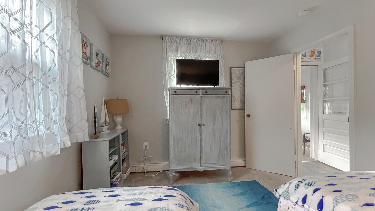Photo of Bedroom in Lusby