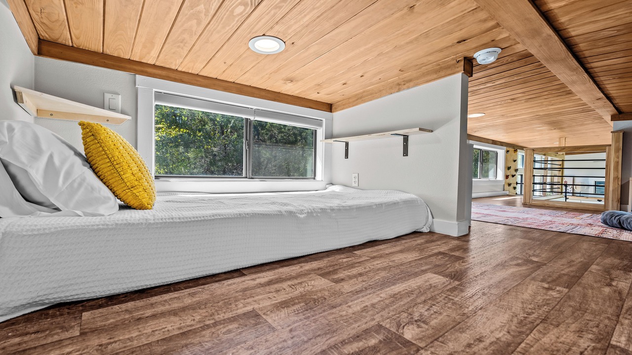 Photo of Bedroom in Mineral Wells