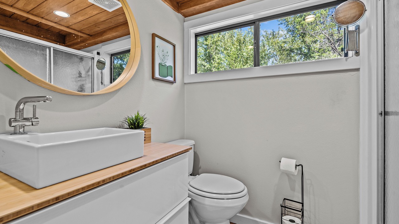 Photo of Bathroom in Mineral Wells