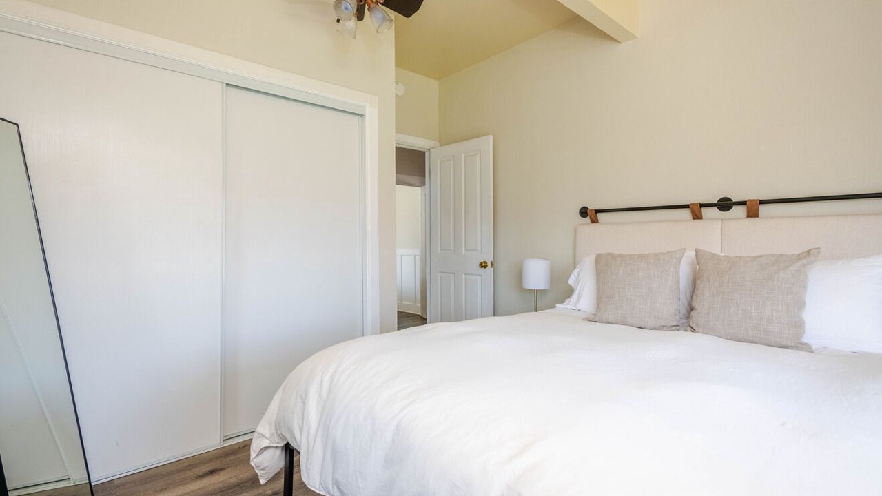 Photo of Bedroom in Los Alamos