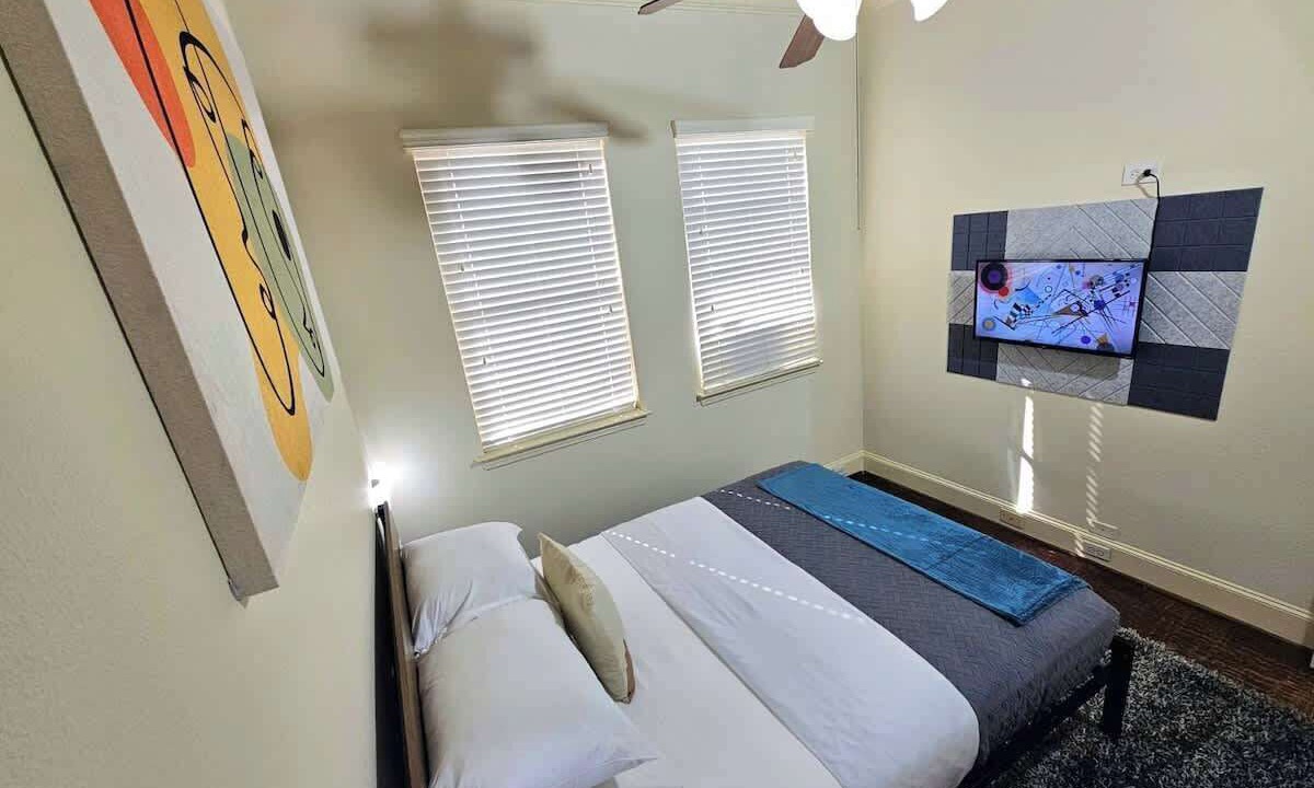 Photo of Bedroom in Woodlake - Briar Meadow