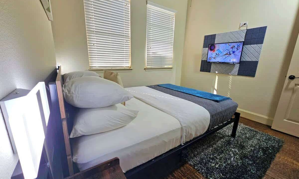 Photo of Bedroom in Woodlake - Briar Meadow
