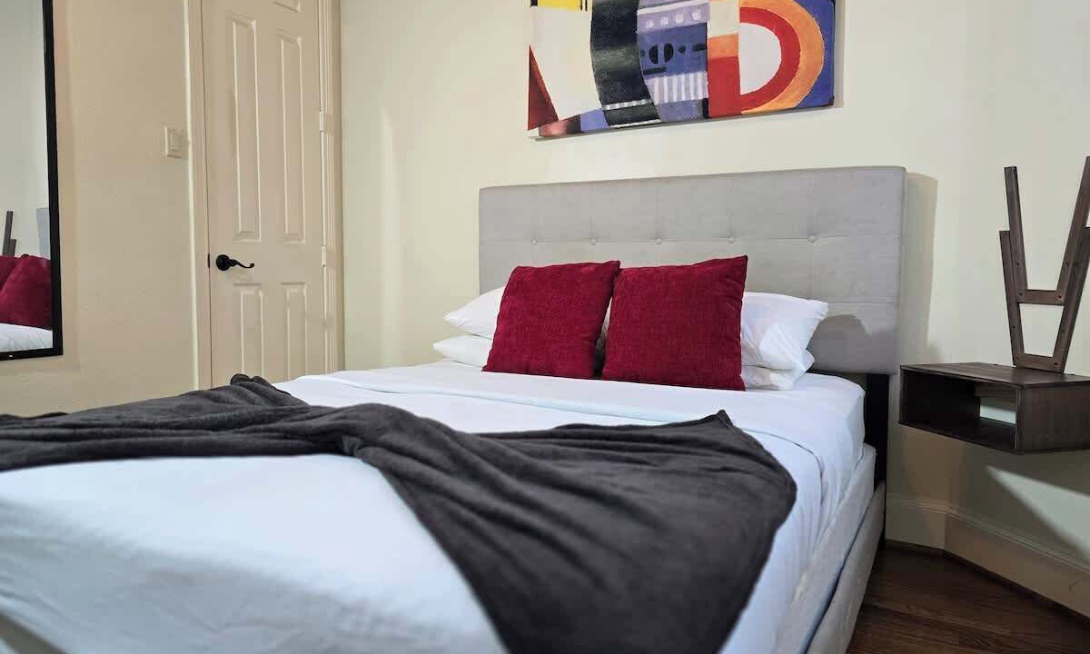Photo of Bedroom in Woodlake - Briar Meadow
