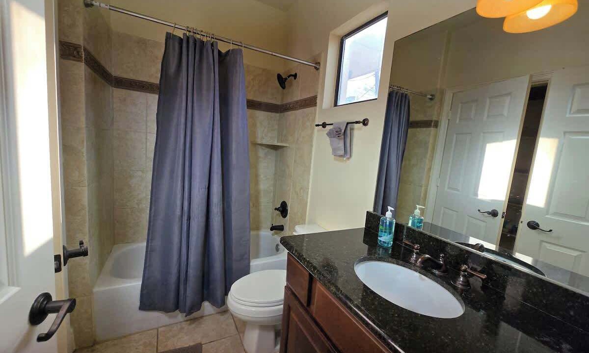 Photo of Bathroom in Woodlake - Briar Meadow