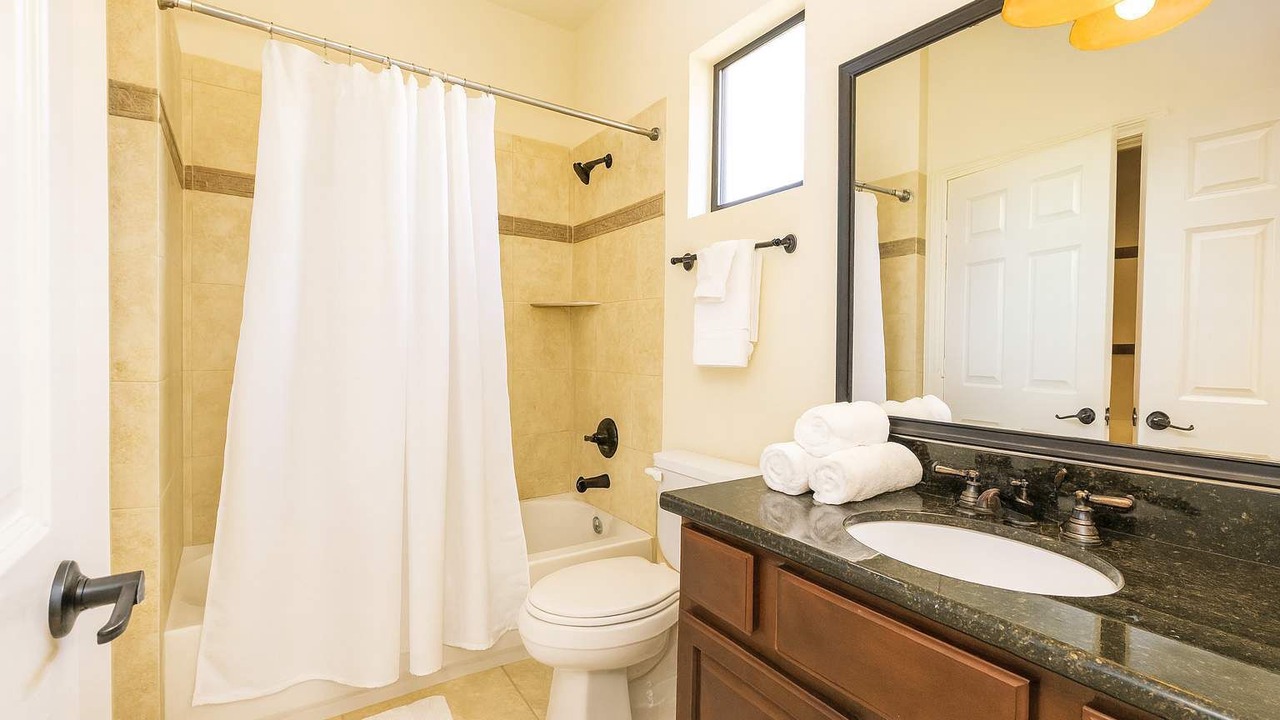 Photo of Bathroom in Woodlake - Briar Meadow