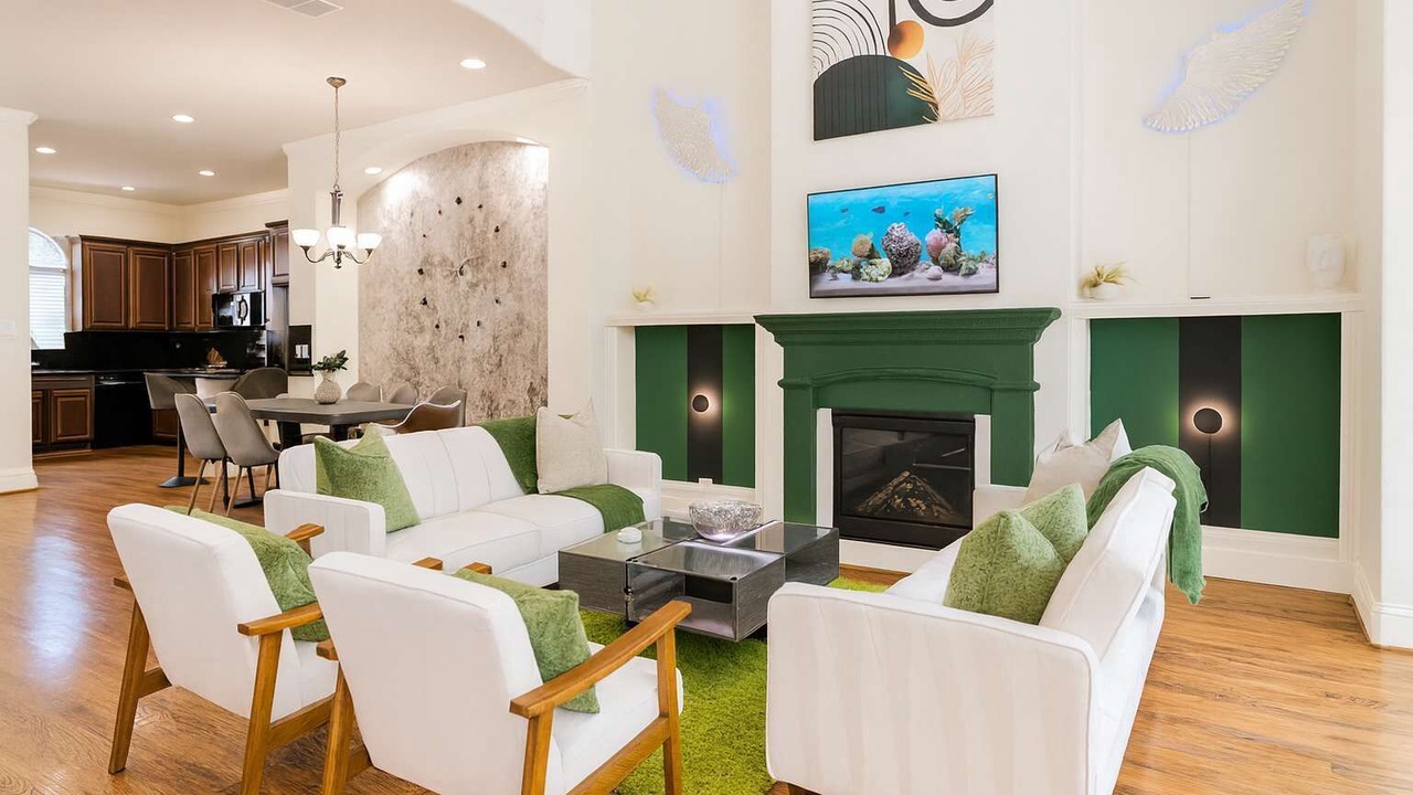 Photo of Livingroom in Woodlake - Briar Meadow