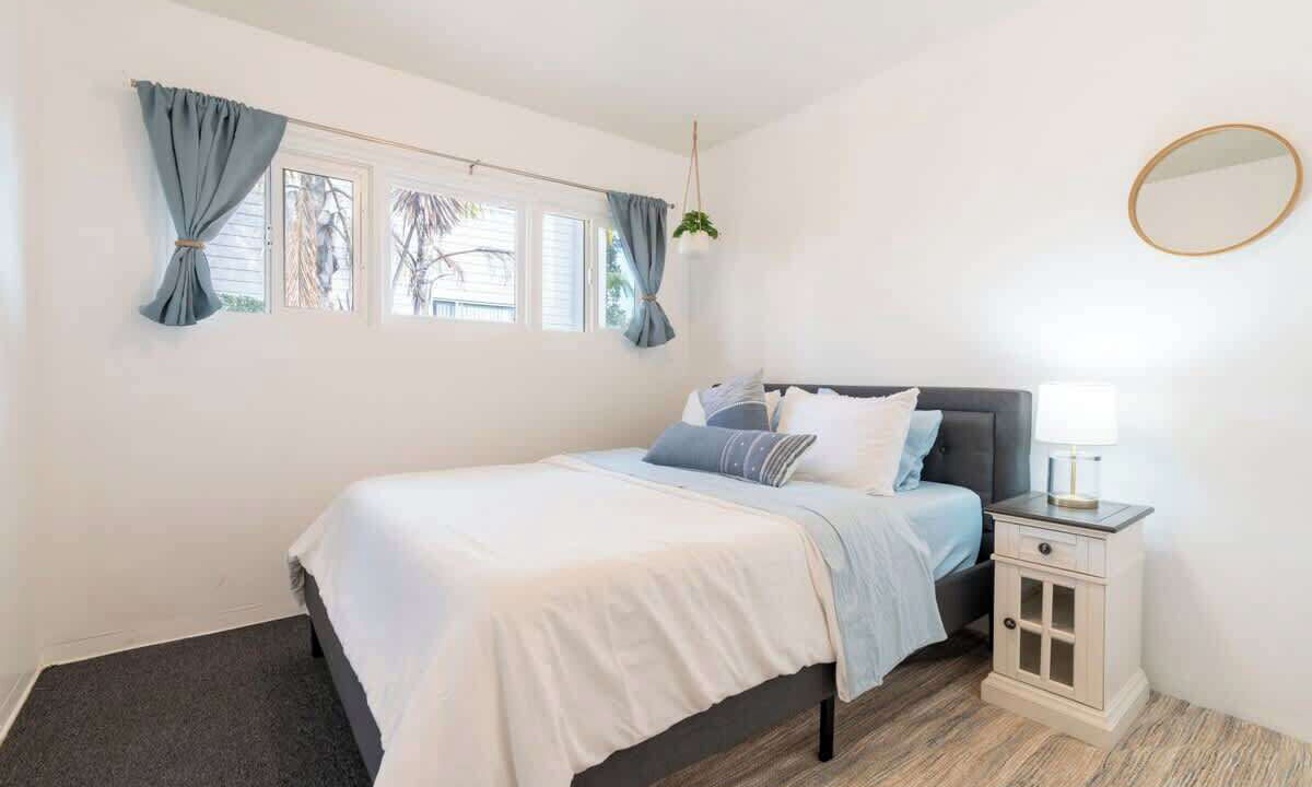 Photo of Bedroom in North Pacific Beach
