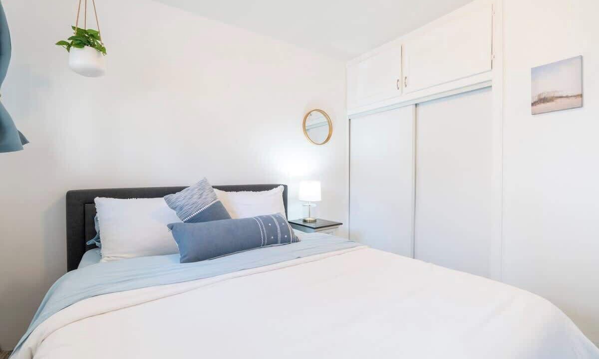 Photo of Bedroom in North Pacific Beach