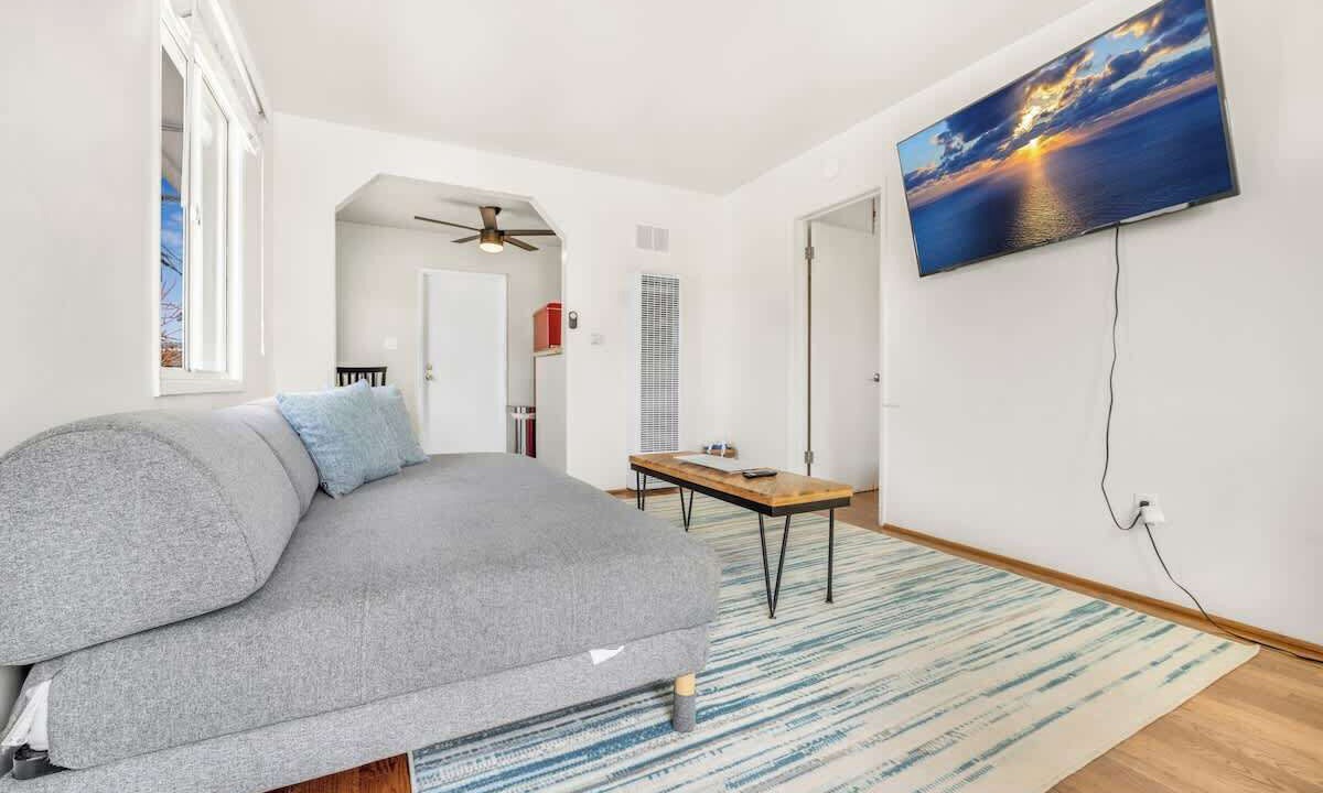Photo of Bedroom in North Pacific Beach