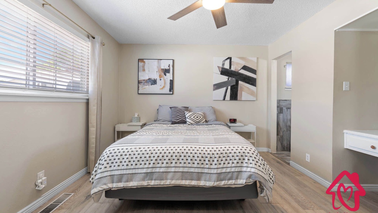 Photo of Bedroom in Northeast Heights
