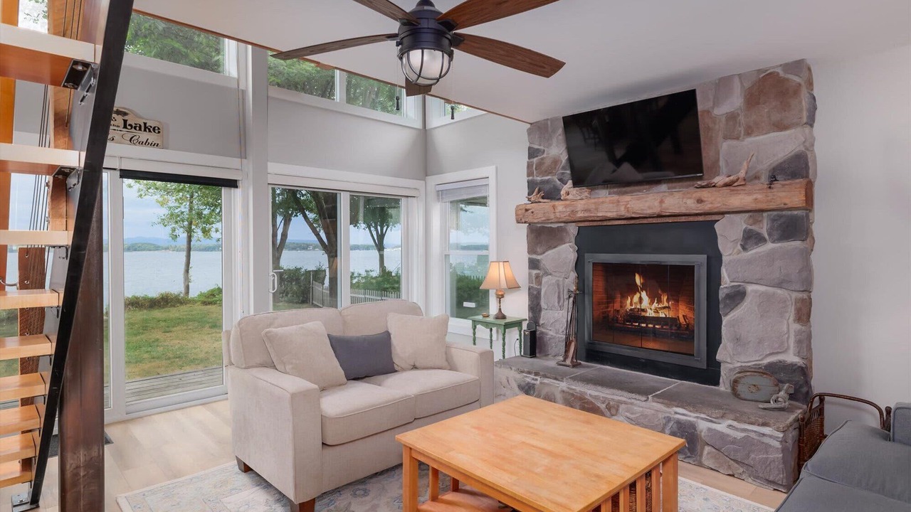 Photo of Livingroom in South Burlington