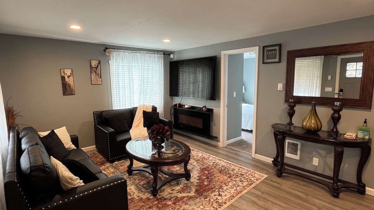 Photo of Livingroom in Bryn Mawr-Skyway