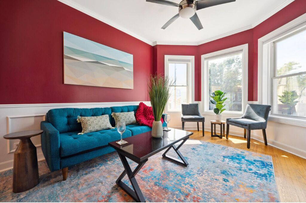 Photo of Livingroom in Lakeview