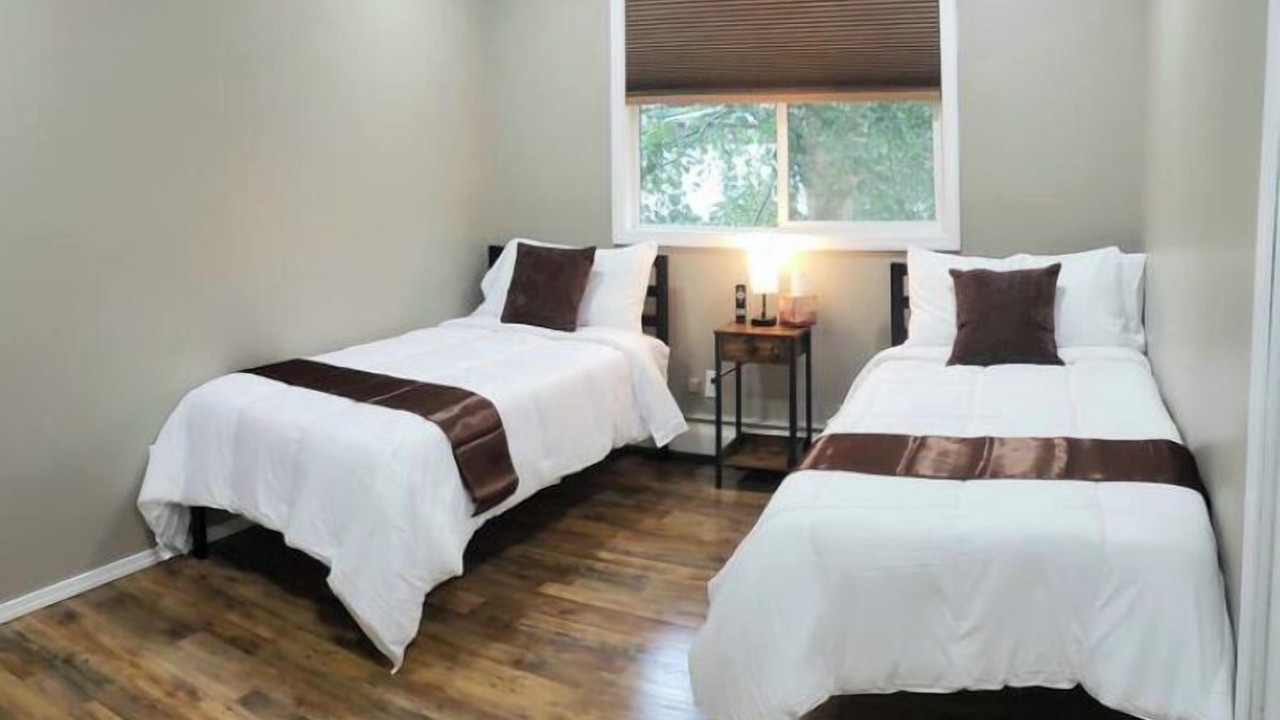Photo of Bedroom in University Area
