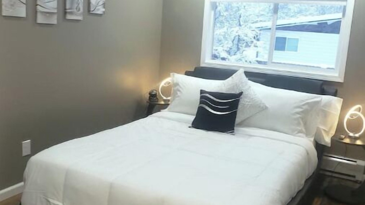 Photo of Bedroom in University Area