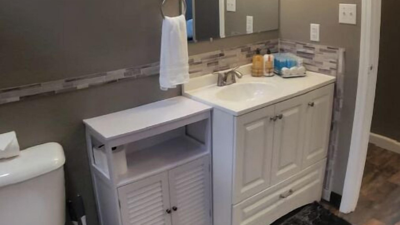 Photo of Bathroom in University Area