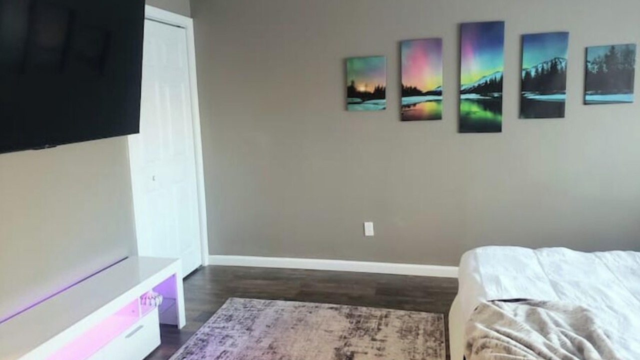 Photo of Bedroom in University Area