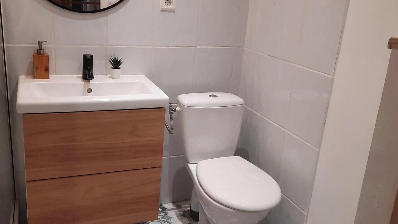 Photo of Bathroom in Lormont