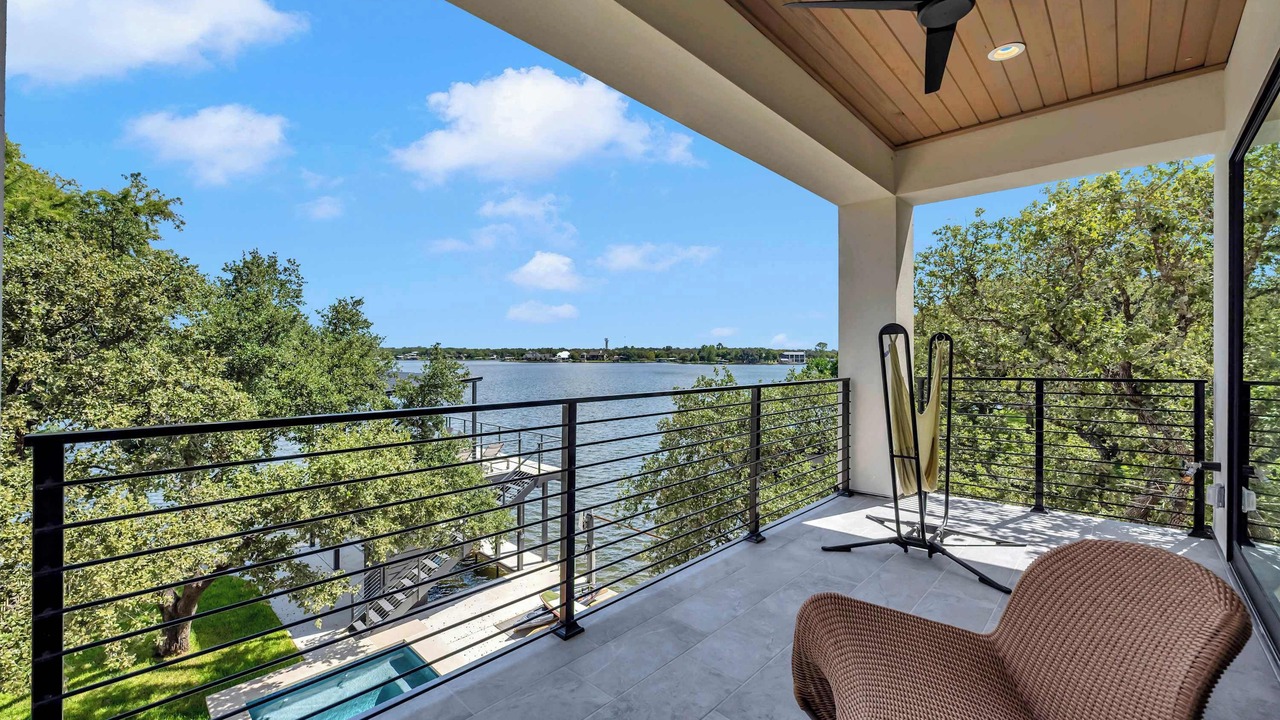Photo of Patio Balcony in Highland Haven