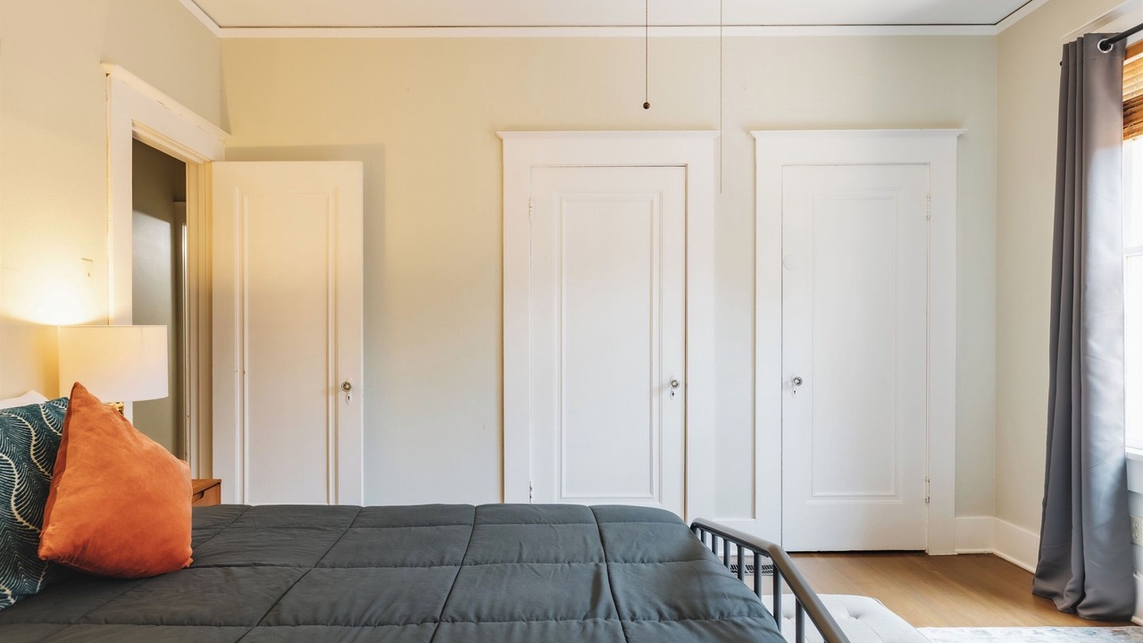 Photo of Bedroom in West Campus