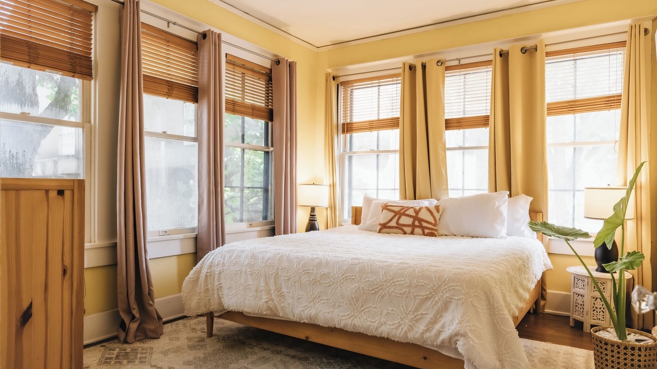 Photo of Bedroom in West Campus