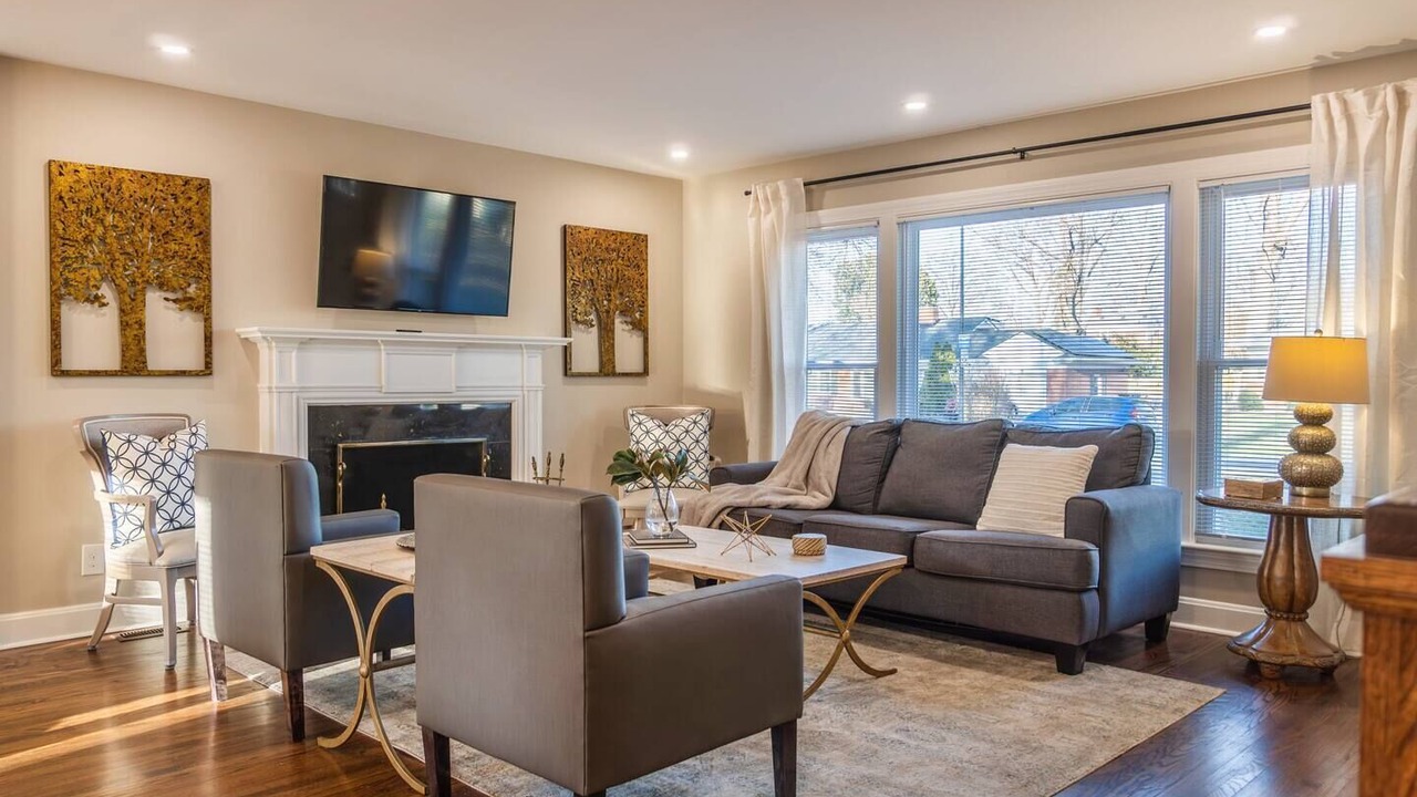 Photo of Livingroom in Hayfield Dundee