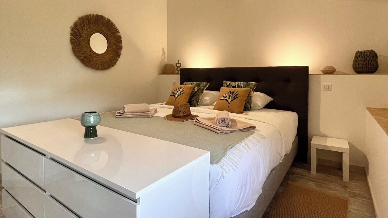 Photo of Bedroom in Salon-de-Provence