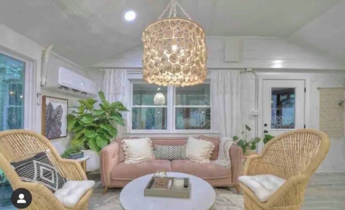 Photo of Livingroom in Morganton
