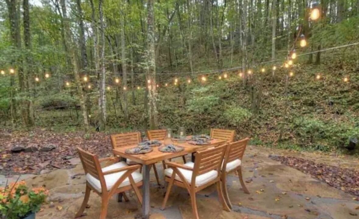 Photo of Outdoor in Morganton