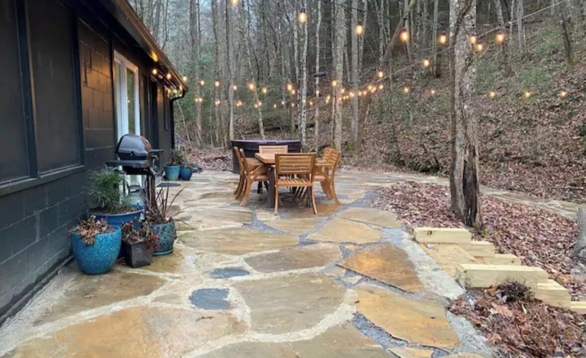 Photo of Outdoor in Morganton