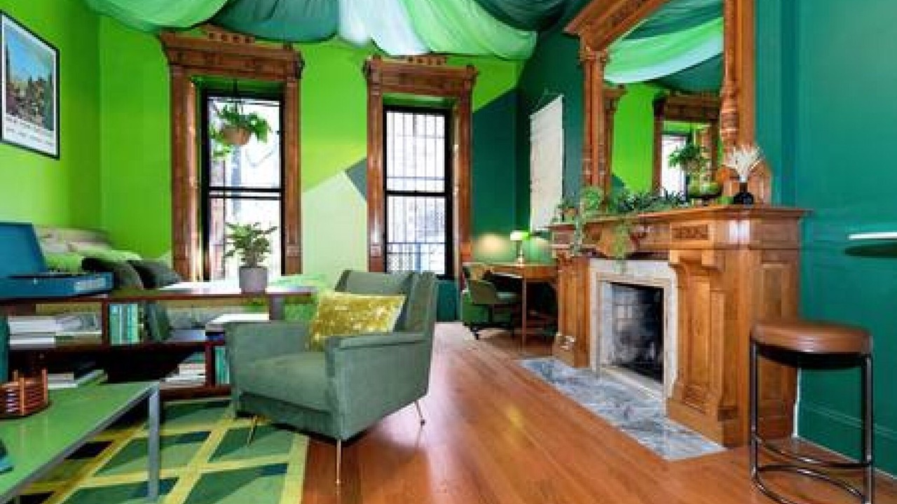 Photo of Livingroom in Central Park South