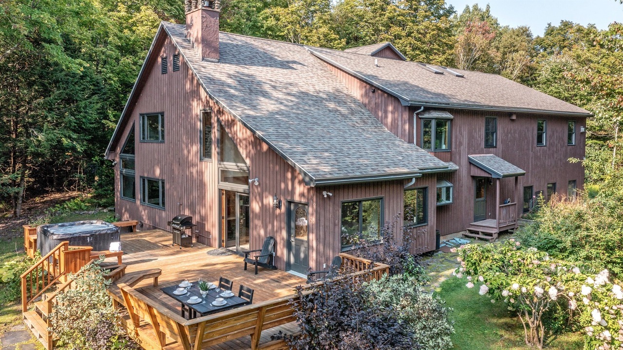 Photo of Others in Jay