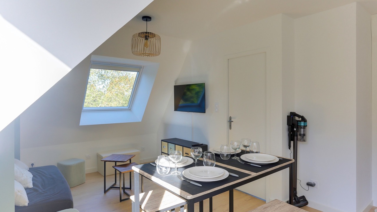 Photo of Others in Matival