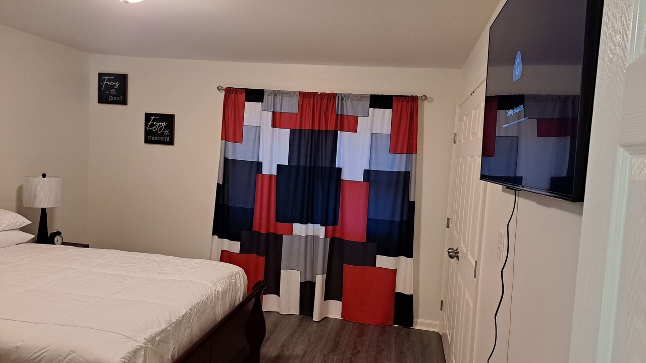 Photo of Bedroom in Albany