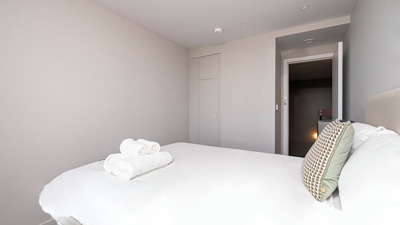 Photo of Bedroom in Poplar