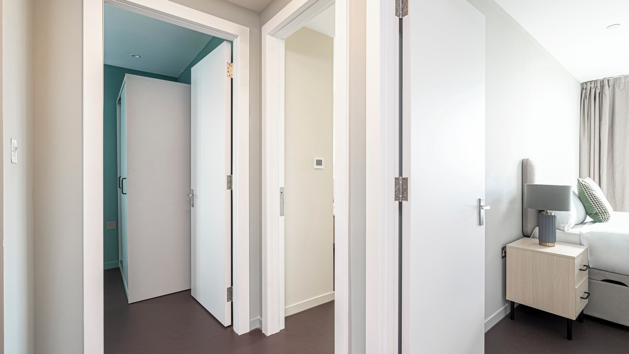 Photo of Bedroom in Poplar