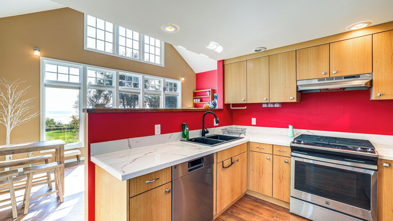 Photo of Others in Marietta-Alderwood