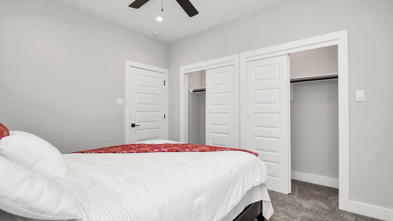 Photo of Bedroom in Clodine