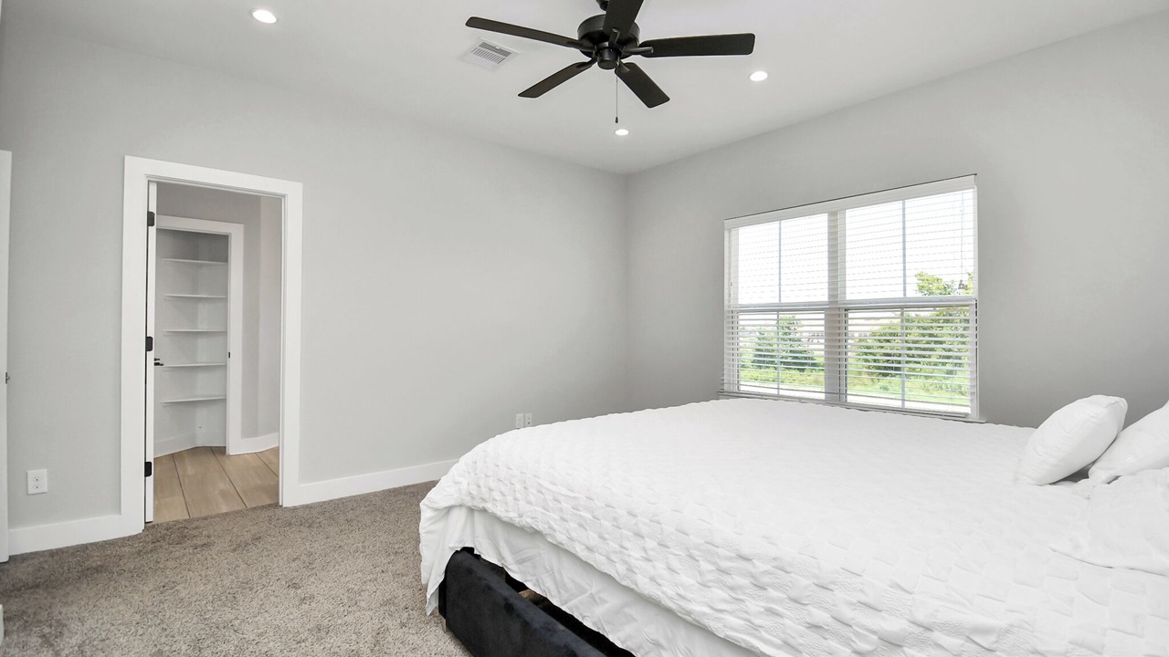 Photo of Bedroom in Clodine
