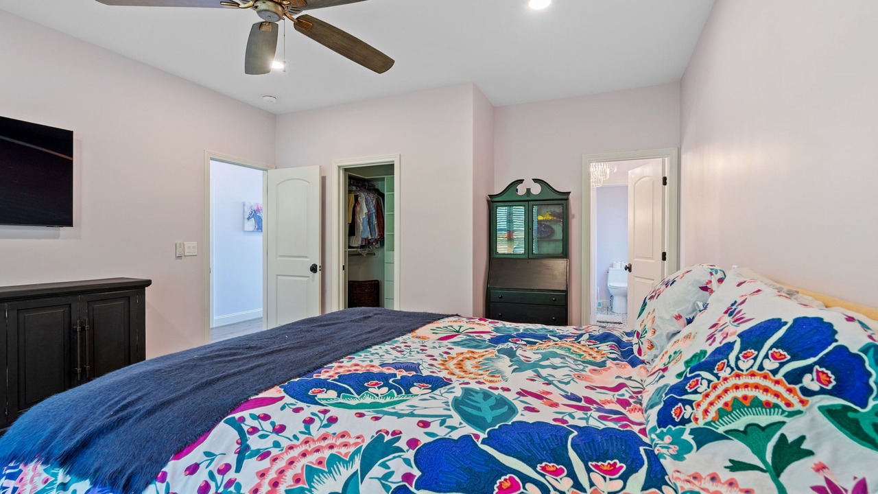 Photo of Bedroom in Saratoga Springs