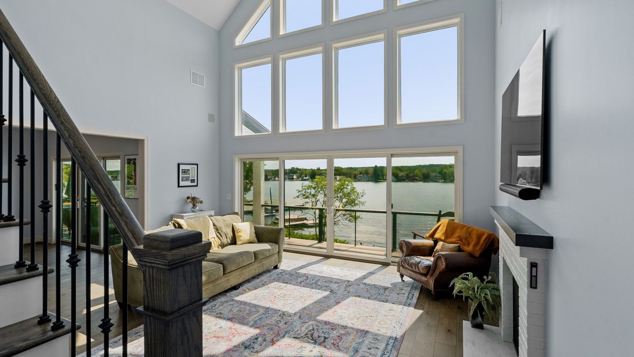 Photo of Livingroom in Saratoga Springs