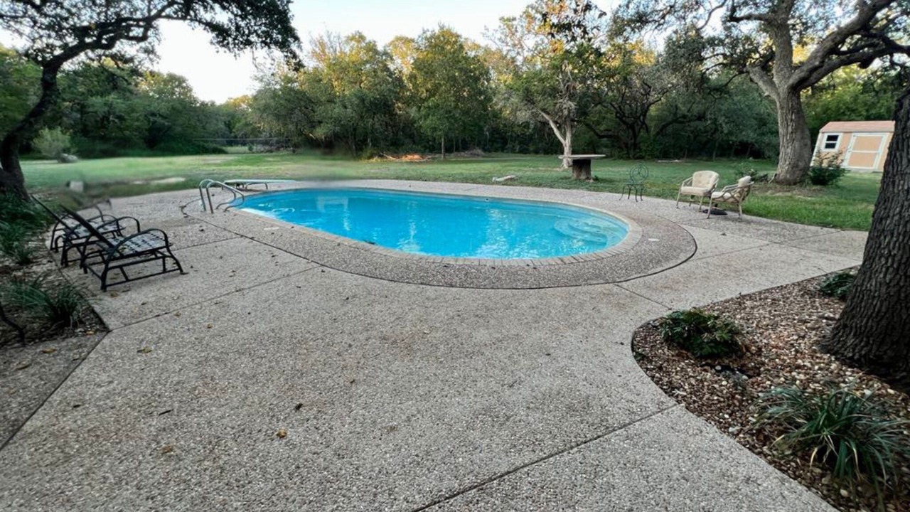 Photo of Outdoor in Hill Country Village
