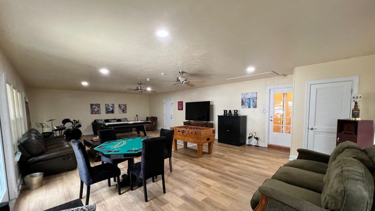 Photo of Bedroom in Hill Country Village