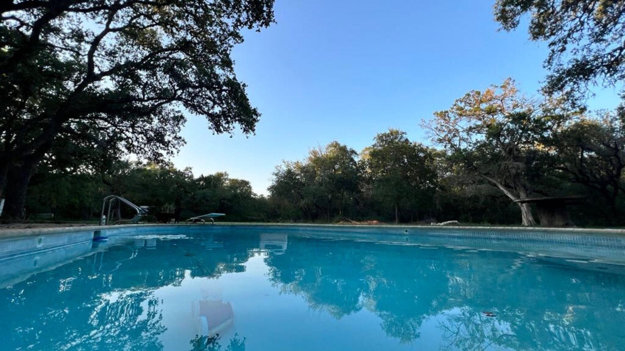 Photo of Outdoor in Hill Country Village